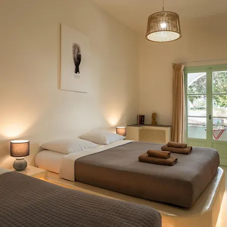 Orion Naousa (Paros)